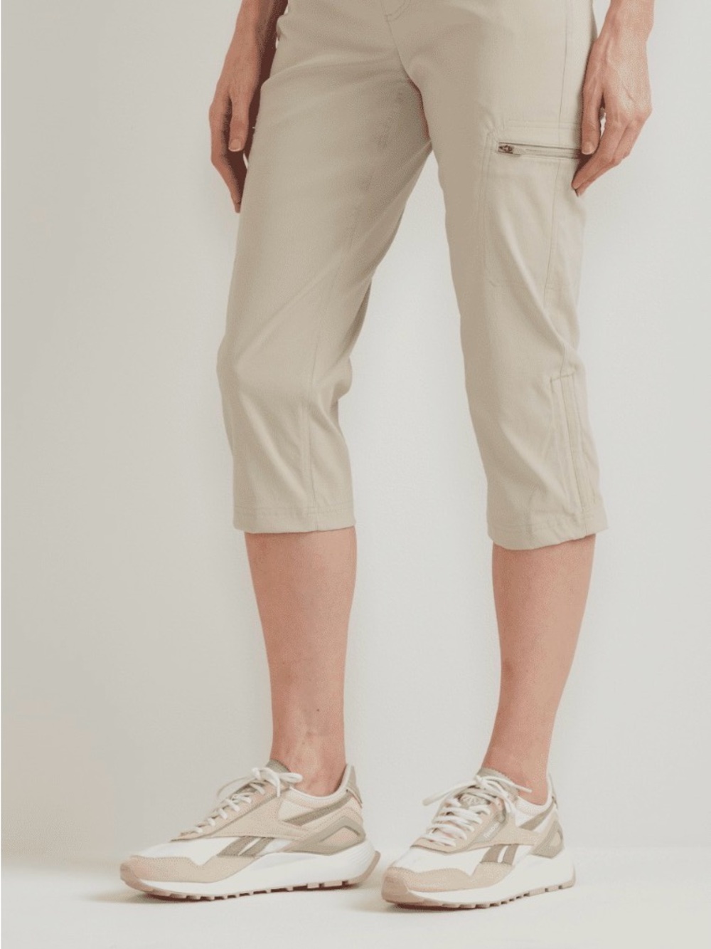 Eddie Bauer High Rise Guide Pro Tan Capri Pants